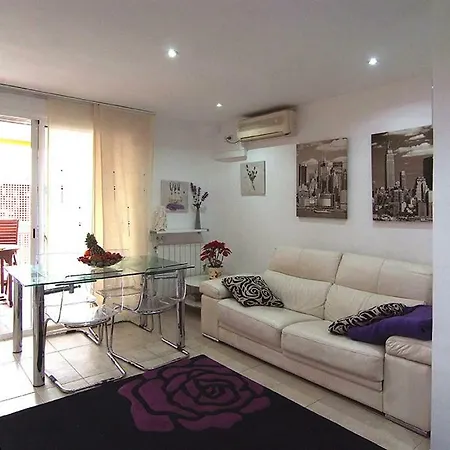 Mogaver Beach Apartment